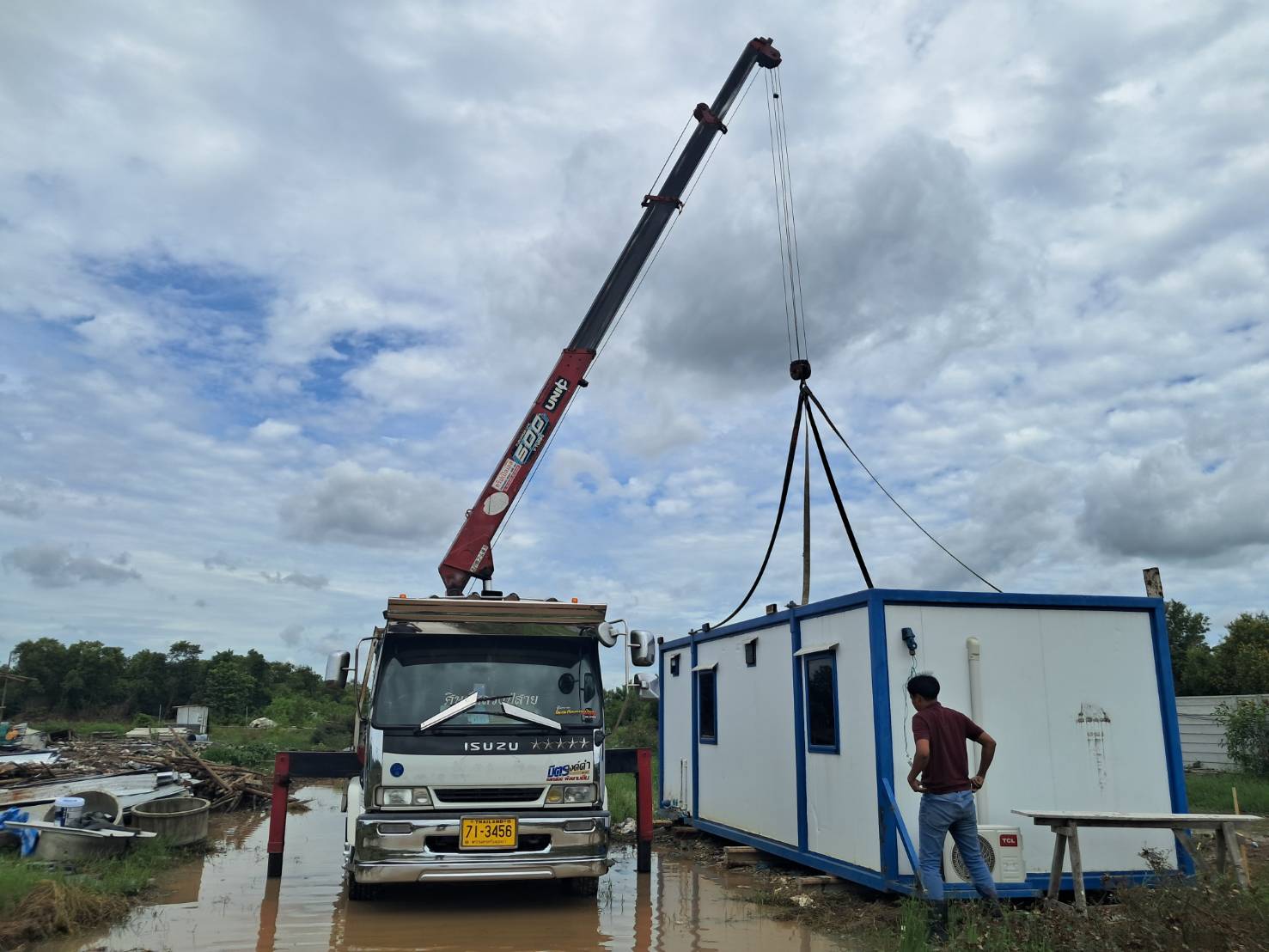 48 - https://รถเฮี๊ยบอยุธยาอ่างทอง.com | บริการรถเฮี๊ยบรับจ้างอยุธยา อ่างทอง และพื้นที่ใกล้เคียง ให้เช่ารถบรรทุกติดเครน 6 ล้อ สำหรับยกและขนย้ายสิ่งของหนักอย่างมืออาชีพ ปลอดภัย ตรงต่อเวลา ในราคาที่เป็นกันเอง