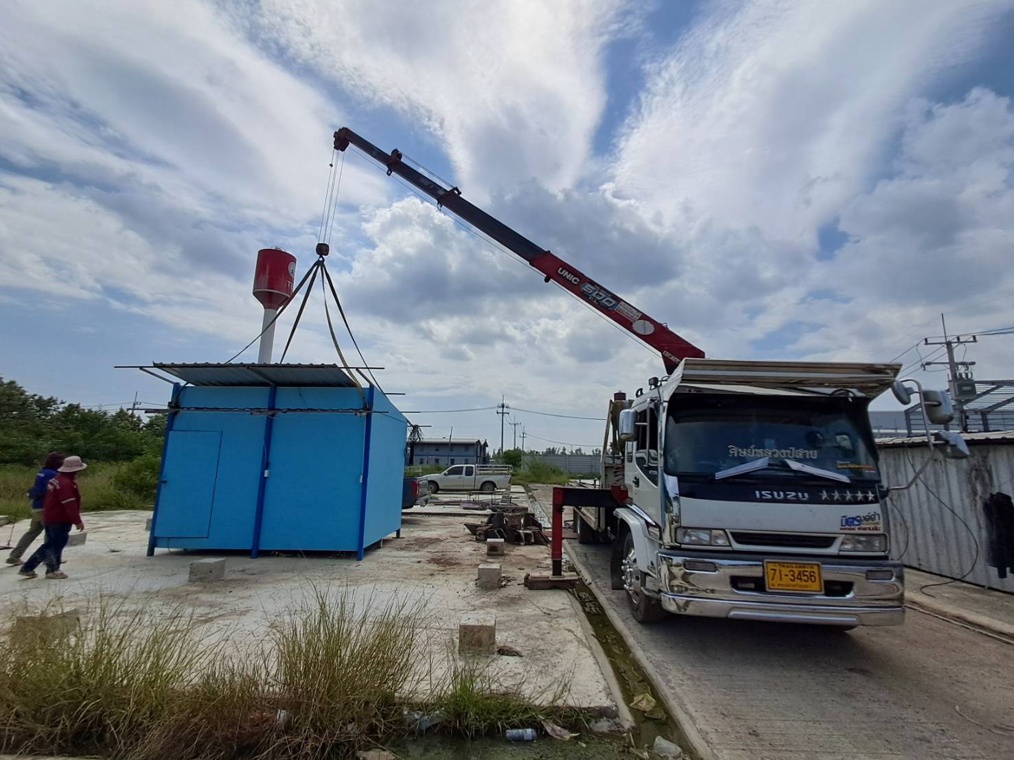 57 - https://รถเฮี๊ยบอยุธยาอ่างทอง.com | บริการรถเฮี๊ยบรับจ้างอยุธยา อ่างทอง และพื้นที่ใกล้เคียง ให้เช่ารถบรรทุกติดเครน 6 ล้อ สำหรับยกและขนย้ายสิ่งของหนักอย่างมืออาชีพ ปลอดภัย ตรงต่อเวลา ในราคาที่เป็นกันเอง